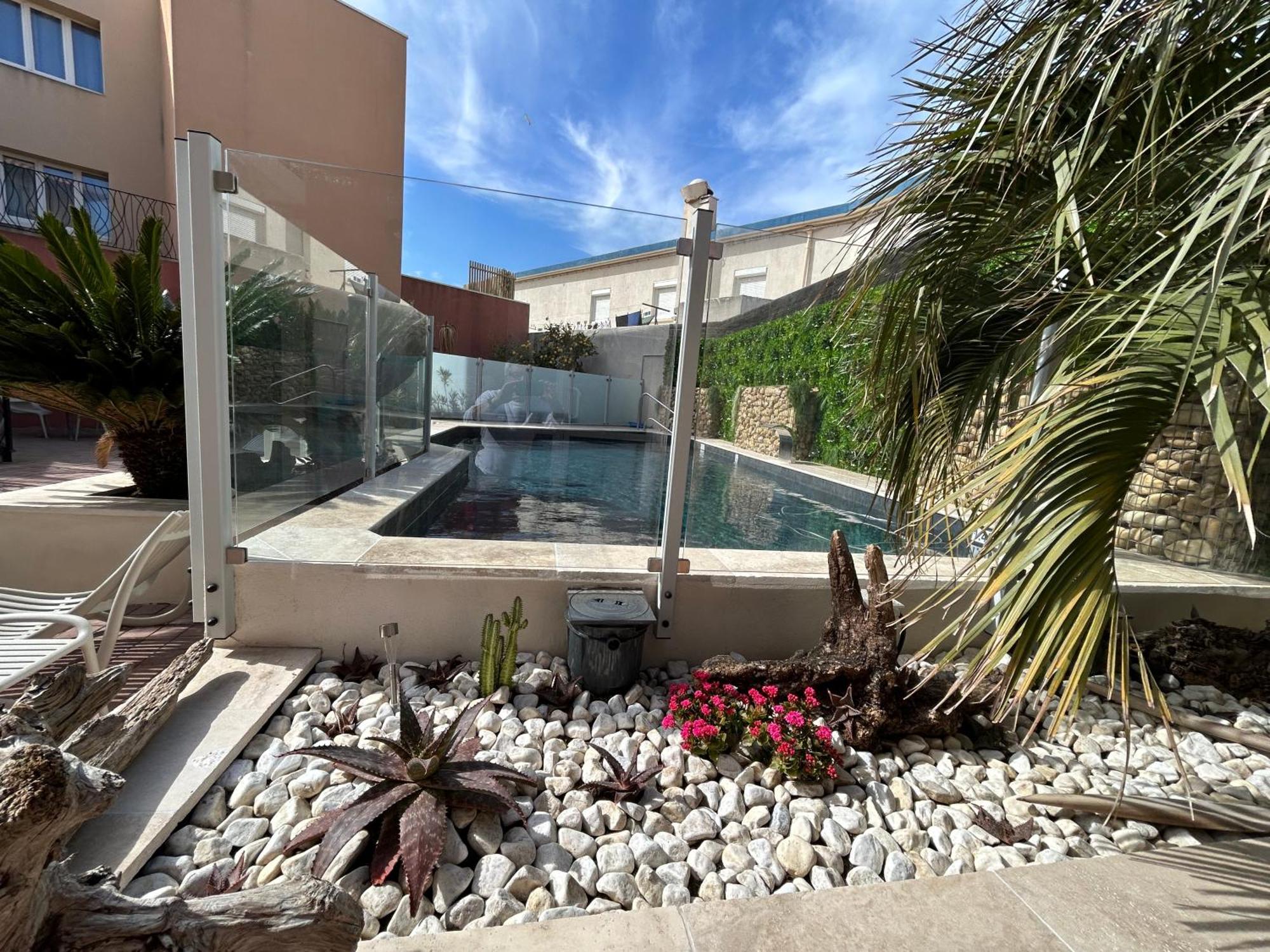 Logis Hotel De La Clape Narbonne-Plage Exterior foto