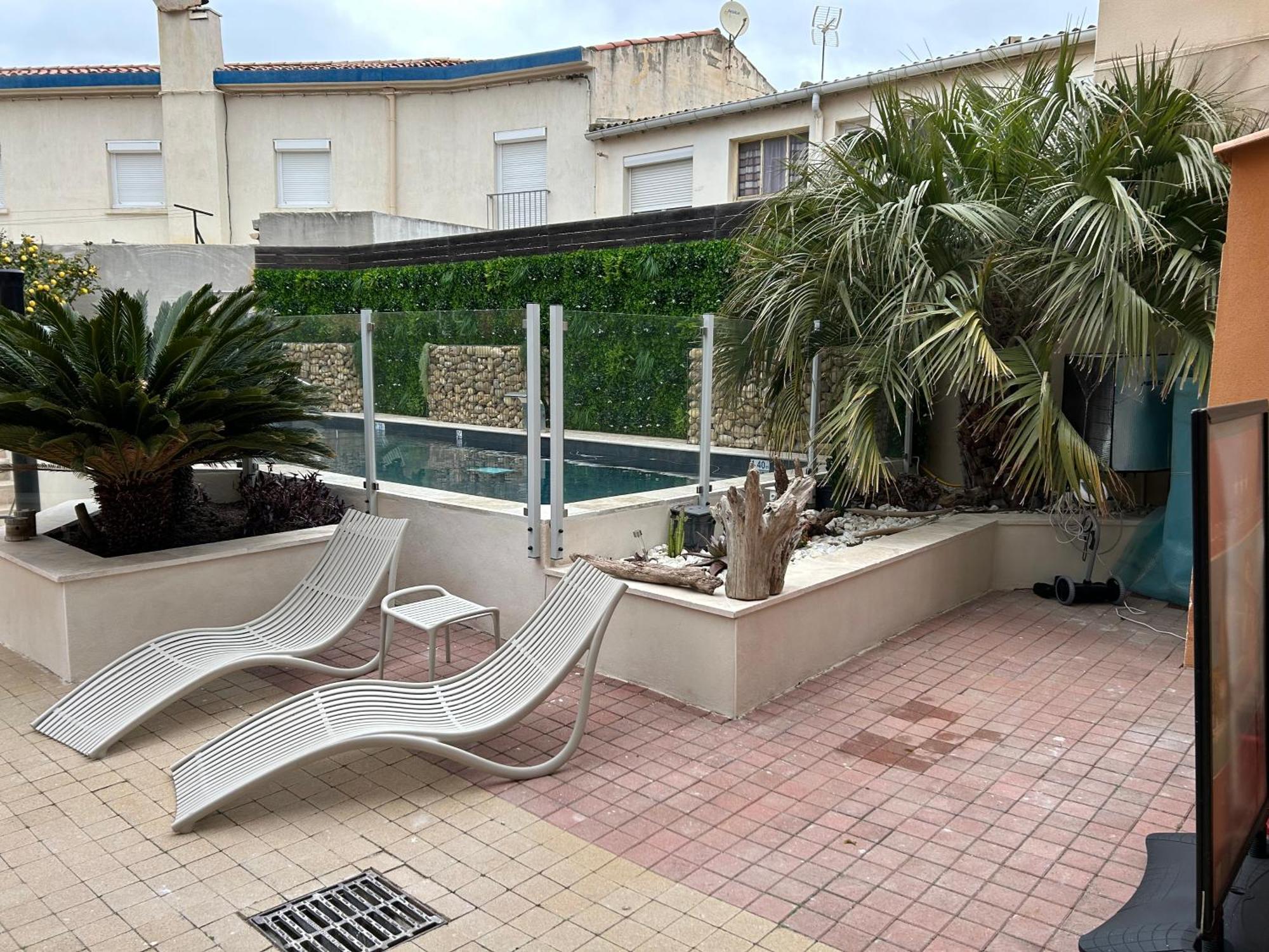 Logis Hotel De La Clape Narbonne-Plage Exterior foto