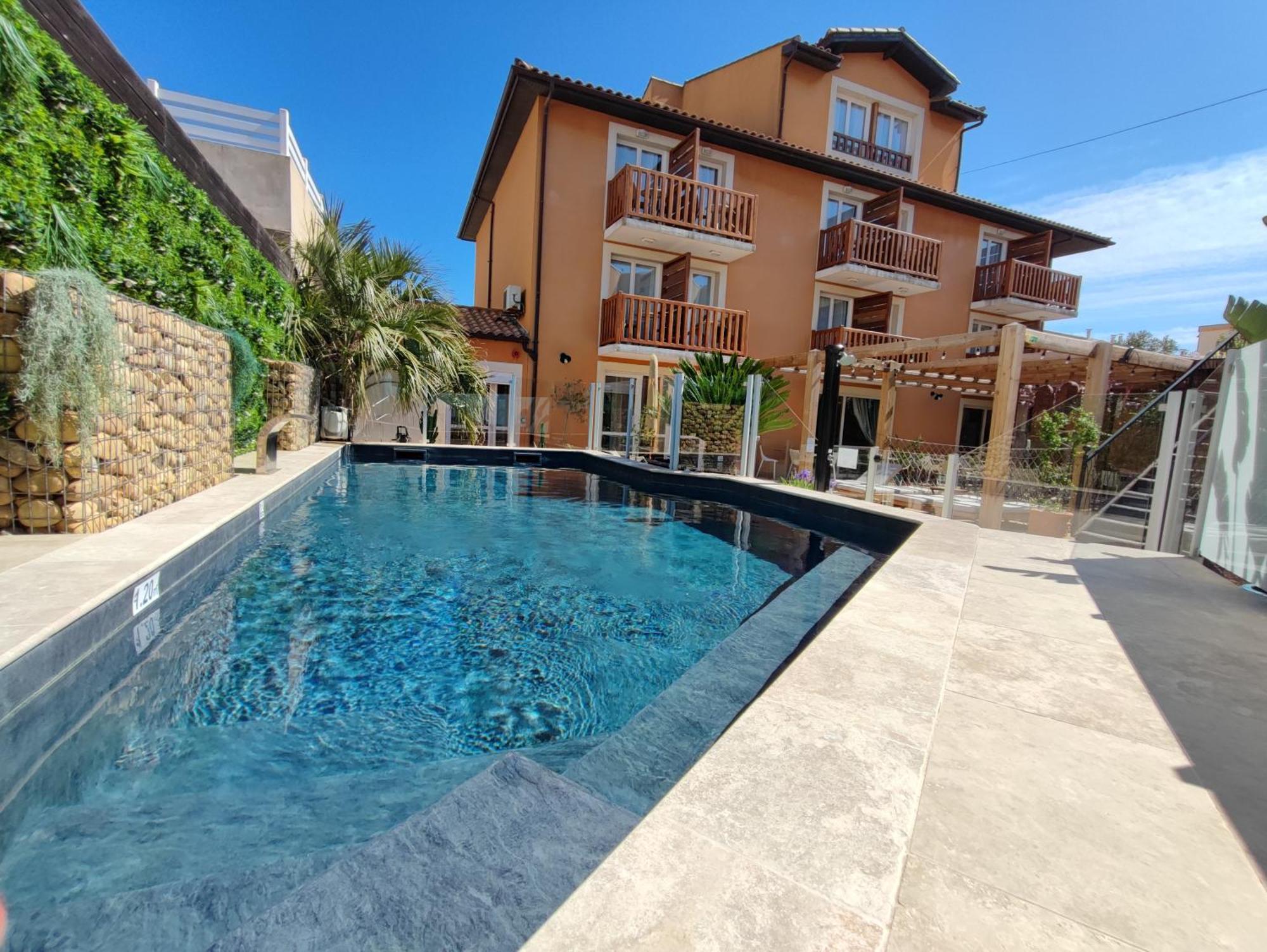 Logis Hotel De La Clape Narbonne-Plage Exterior foto
